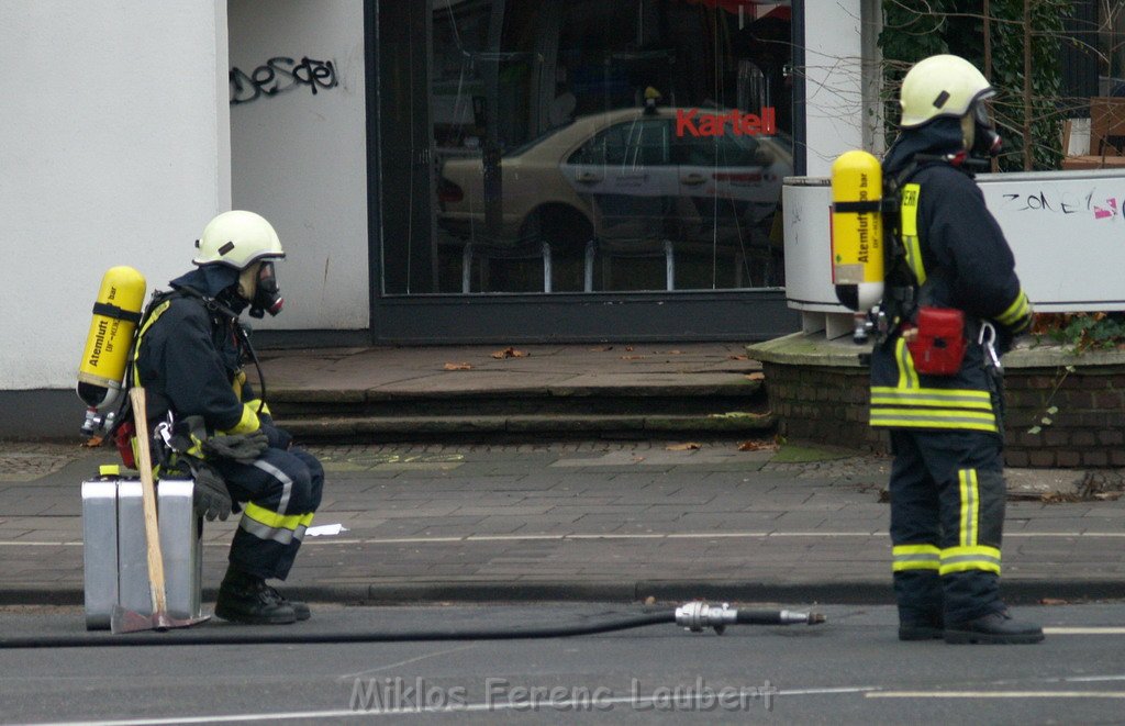 Gasaustritt Koeln Mitte Hahnenstr    P109.JPG